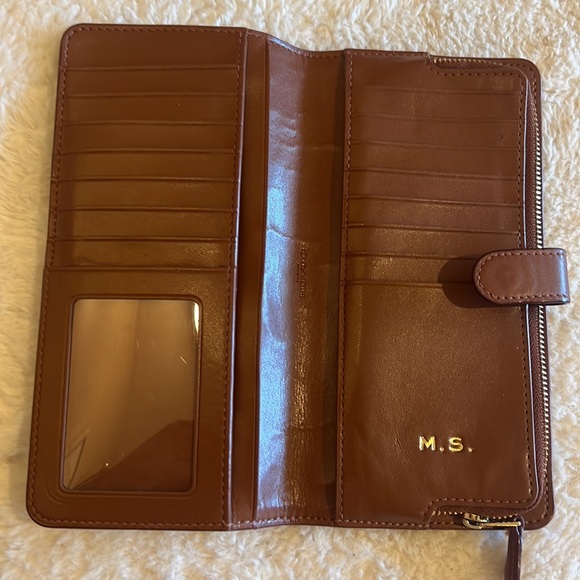 Coach Women’s wallet in Honey color - Picture 7 of 12